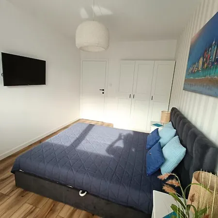 Apartment Summertime